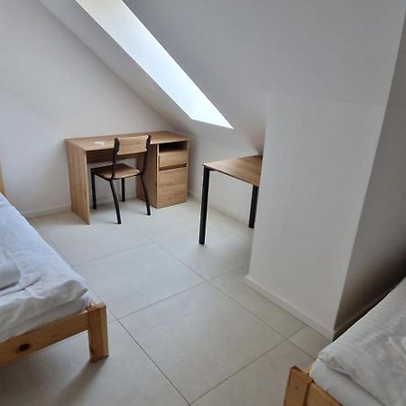 Apartmanovy Dom Grand - Contactless Check In トレンチアンスケ・テプリツェ エクステリア 写真