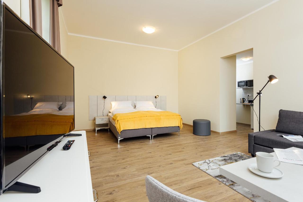 Apartmanovy Dom Grand - Contactless Check In トレンチアンスケ・テプリツェ エクステリア 写真